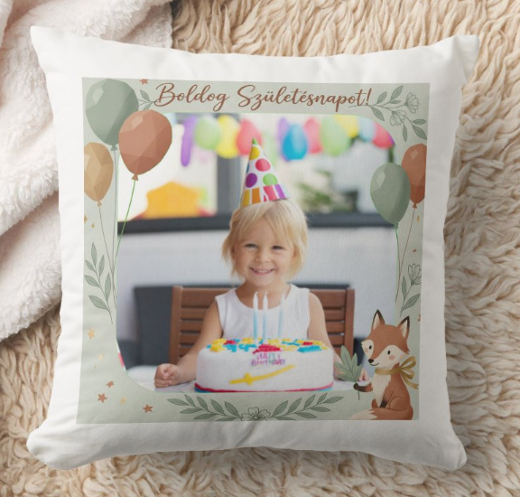 Egyedi fényképes párna - Születésnap - Vidám róka